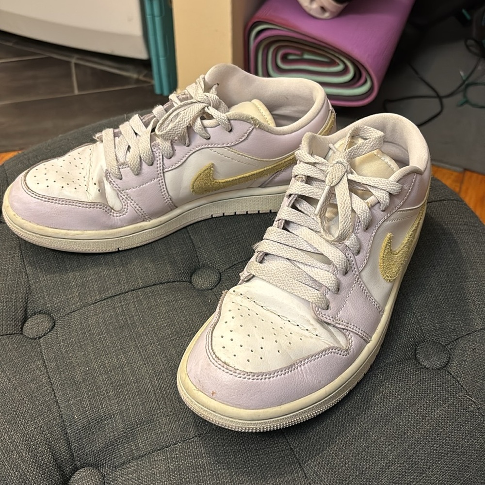 Jordan 1 Low “Barely Grape” Lilac Blonde Sneakers